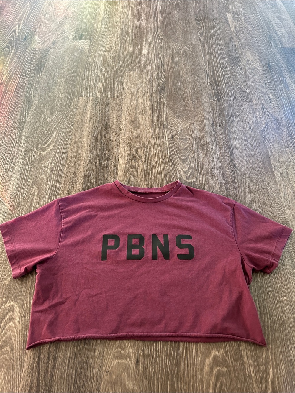 Alphalete Burgundy Lifestyle Crop Tee